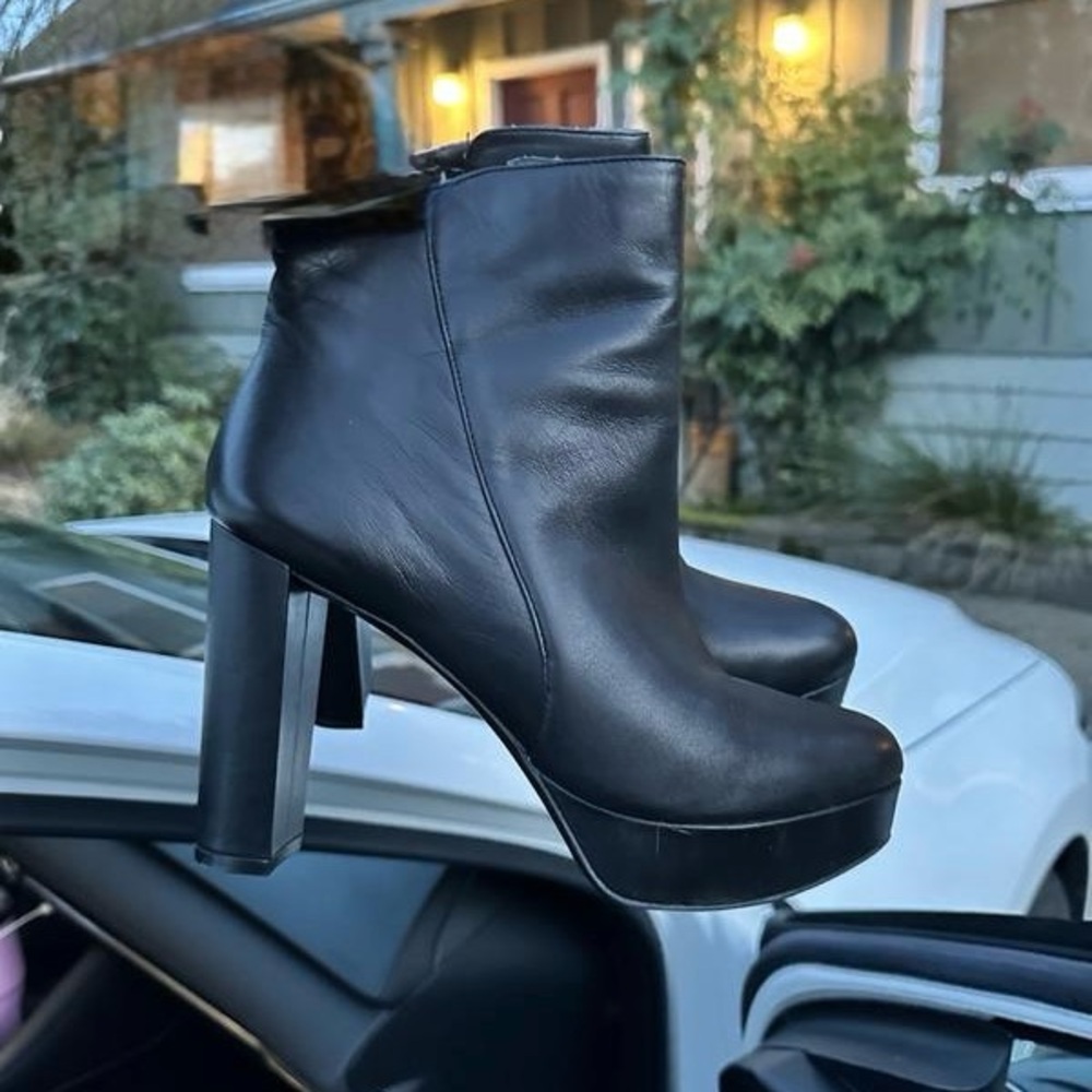 Naturalizer Flavio Dress Bootie NWOT - Picture 4 of 4